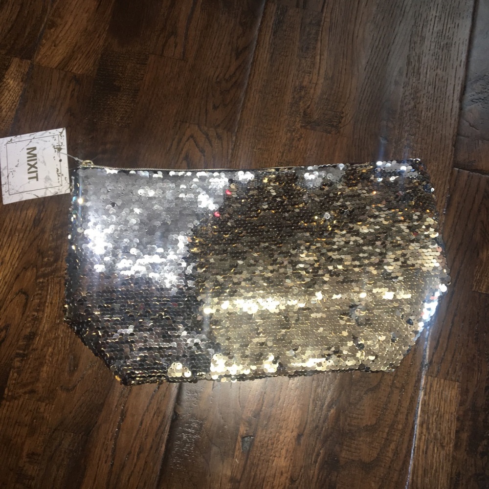 FREE Sequin makeup bag (with purchase of $20+)